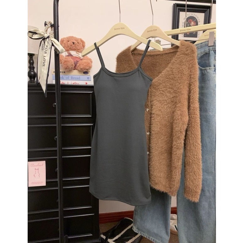 bunny_stall 🍁極暖誘惑有胸墊的德絨修身吊帶裙/7Colors-細節圖6