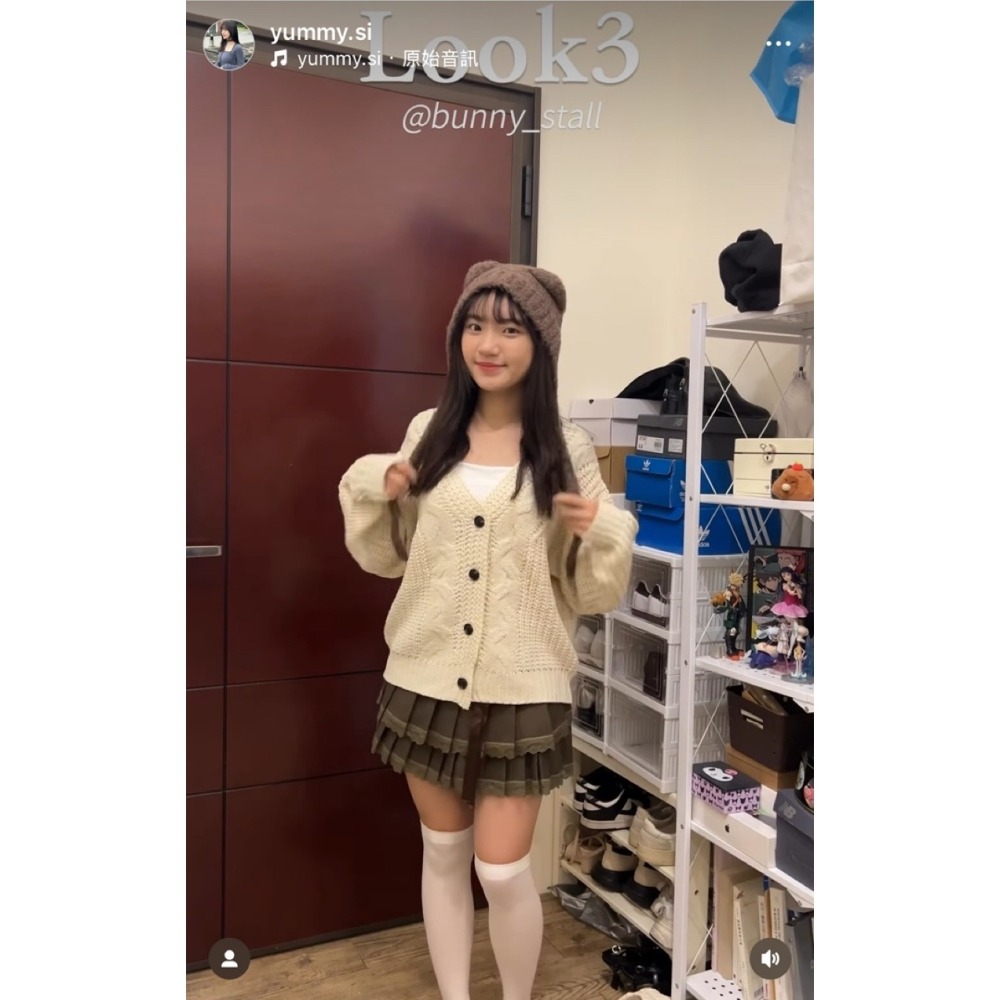 bunny_stall (現貨)日系溫柔風粗麻花排扣針織外套-細節圖4