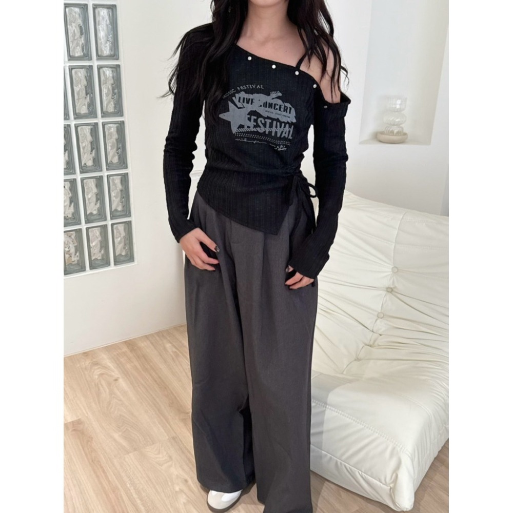 bunny_stall (現貨)美式甜辣風🖤側邊綁帶收腰設計的露肩長袖上衣/S-L-細節圖2