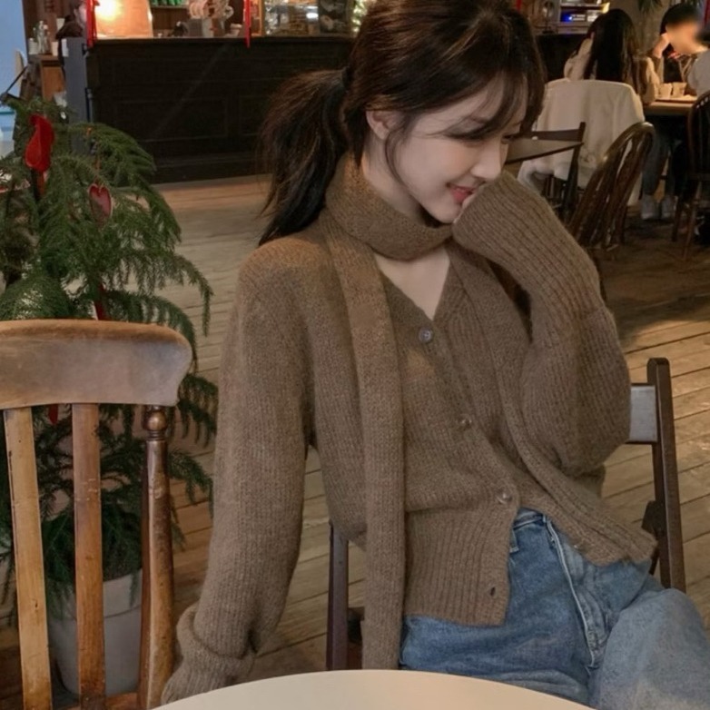 bunny_stall (現貨)暮色時光💙柔軟的V領排扣針織衫+同色系頸帶-細節圖8