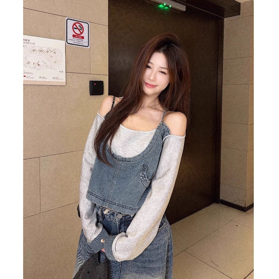 bunny_stall (現貨)不撞款的假兩件式牛仔拼接長袖短版上衣/M-L-細節圖3