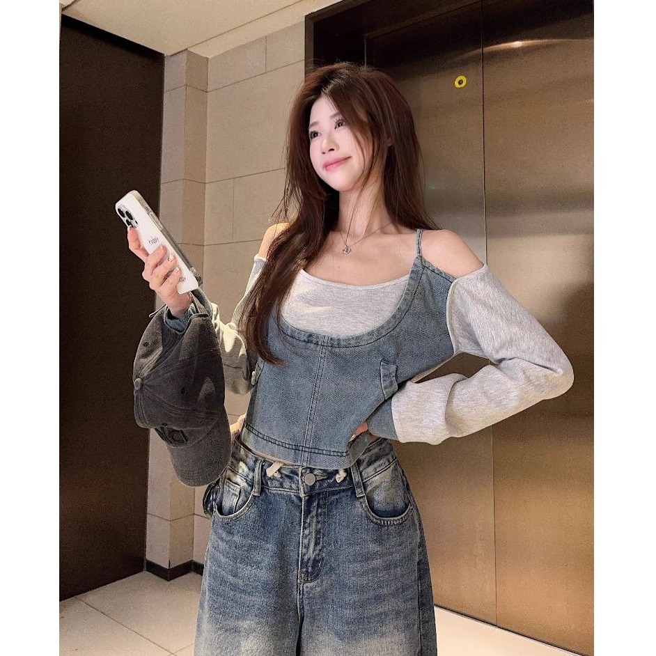 bunny_stall (現貨)不撞款的假兩件式牛仔拼接長袖短版上衣/M-L-細節圖5