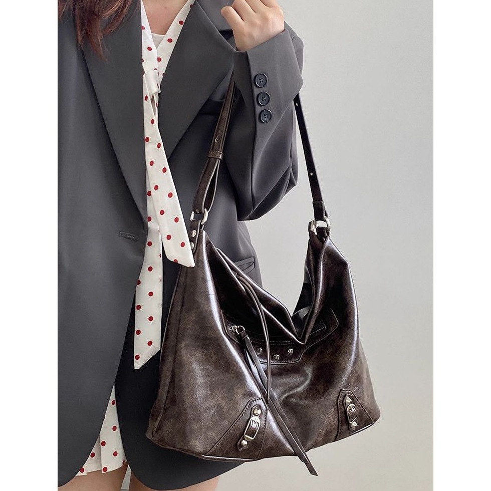 bunny_stall 通勤超能裝！個性少女大容量單肩包/斜垮包(咖啡色)-細節圖4