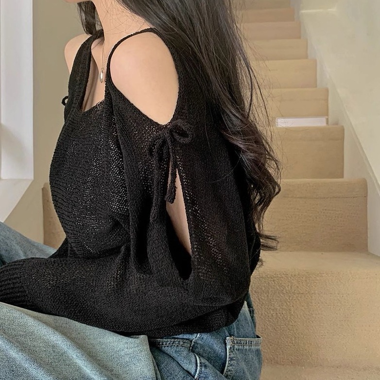 bunny_stall (現貨)漫步萊茵河畔🩵微露肩綁帶的薄款針織衫/S-L-細節圖8