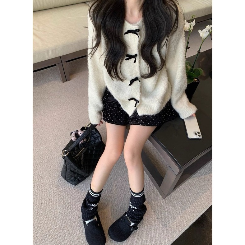 bunny_stall 冬韻柔情🎀白色蝴蝶結針織毛衣+點點絲絨蛋糕裙-細節圖3