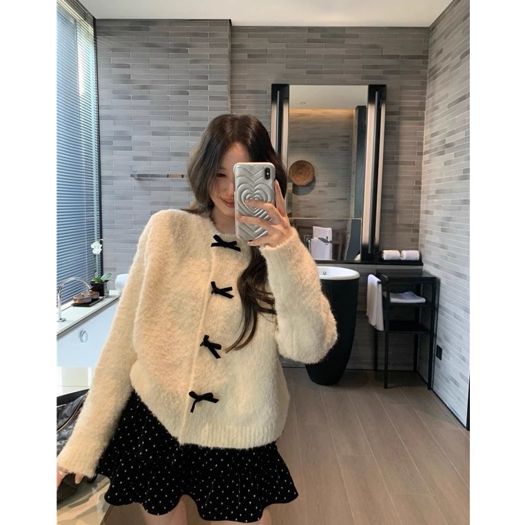 bunny_stall 冬韻柔情🎀白色蝴蝶結針織毛衣+點點絲絨蛋糕裙-細節圖4