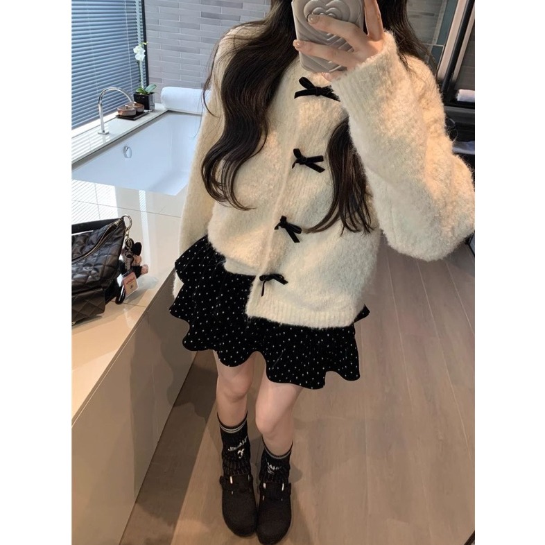 bunny_stall 冬韻柔情🎀白色蝴蝶結針織毛衣+點點絲絨蛋糕裙-細節圖5