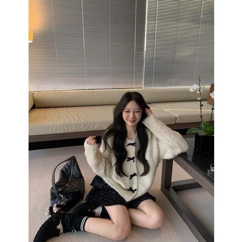 bunny_stall 冬韻柔情🎀白色蝴蝶結針織毛衣+點點絲絨蛋糕裙-細節圖8