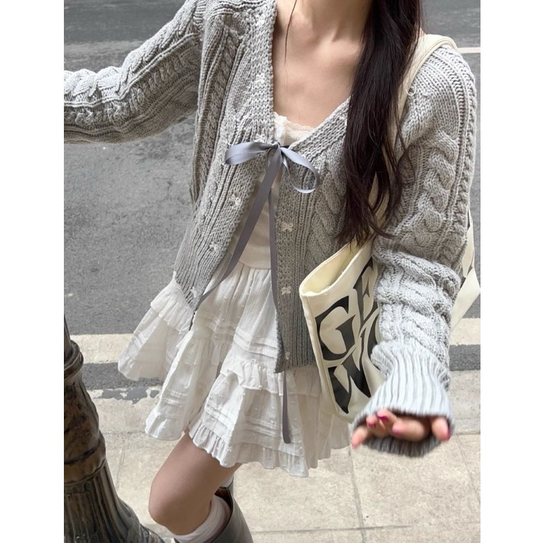 bunny_stall 春天來了🩶粗針織麻花外套+背心+短裙套裝-細節圖2