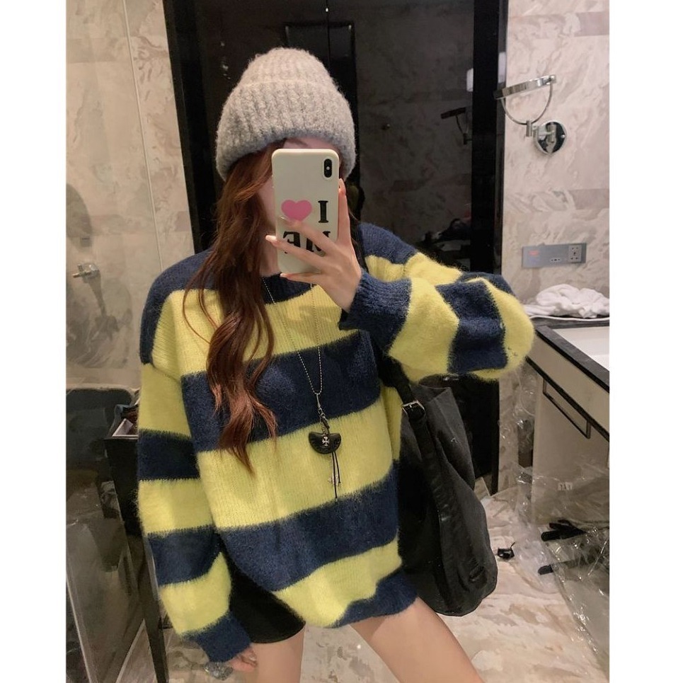 bunny_stall (現貨)人見人愛的中長款條紋圓領針織毛衣-細節圖9