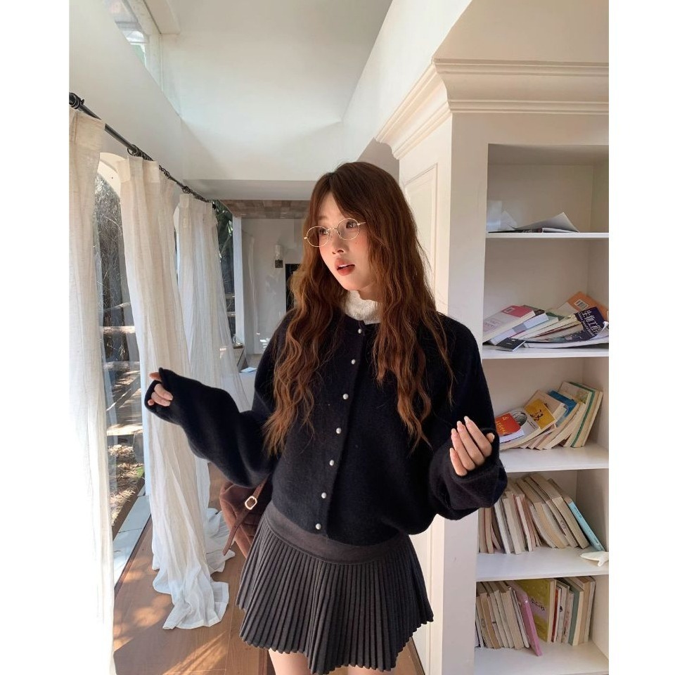 bunny_stall (現貨)滿滿的氣質感💌蝙蝠袖排扣短版針織外套/5Colors-細節圖9