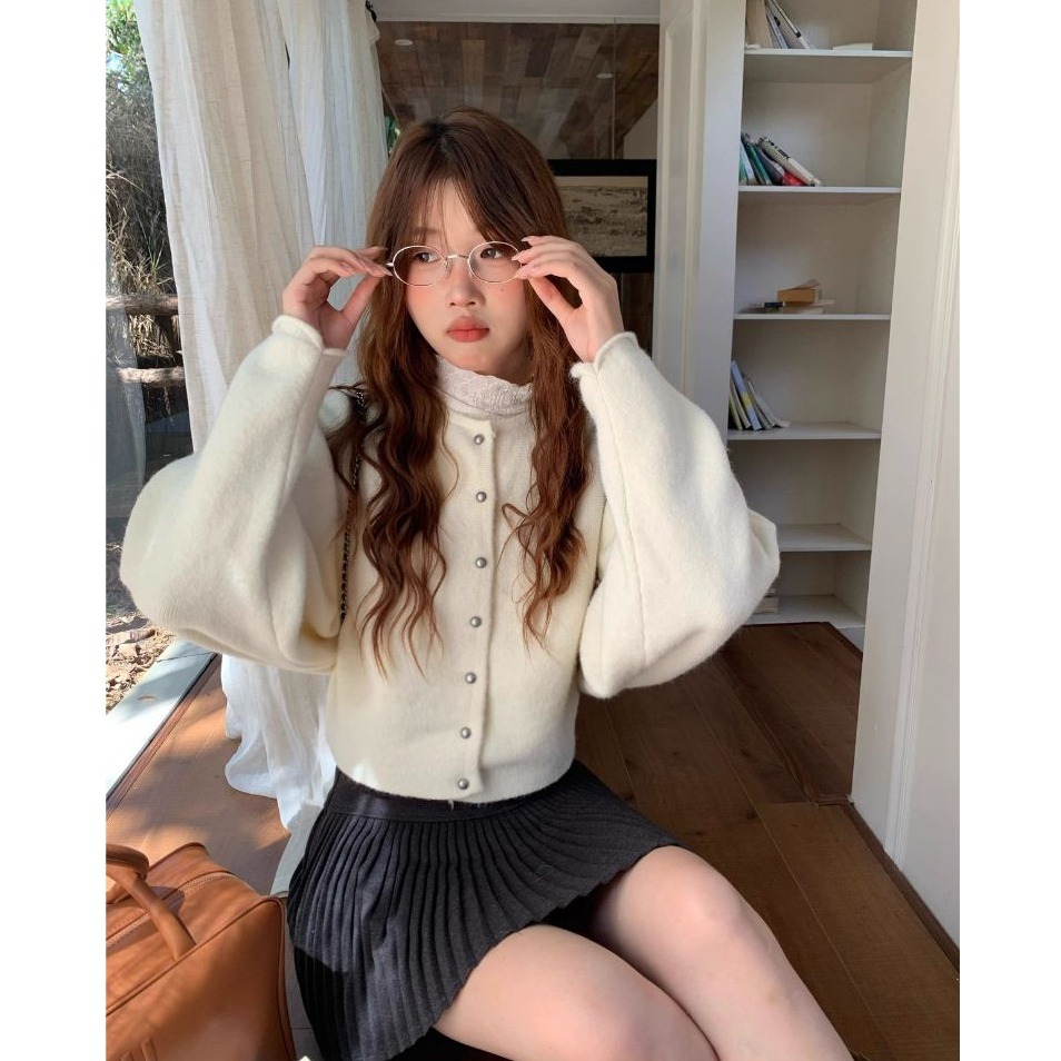 bunny_stall 滿滿的氣質感💌蝙蝠袖排扣短版針織外套/5Colors-規格圖9