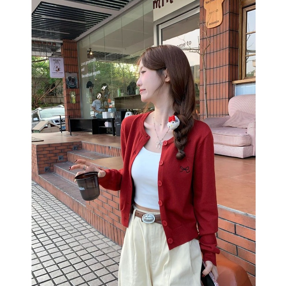 bunny_stall 春天的色調🎀蝴蝶結刺繡排釦圓領針織外套-細節圖8