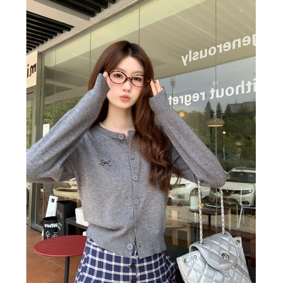 bunny_stall 春天的色調🎀蝴蝶結刺繡排釦圓領針織外套-規格圖9