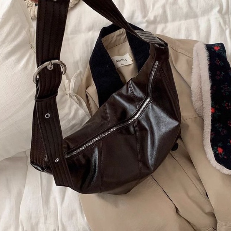 bunny_stall 🤎高質感！大容量的百搭水餃包可頌包/4Colors-細節圖4