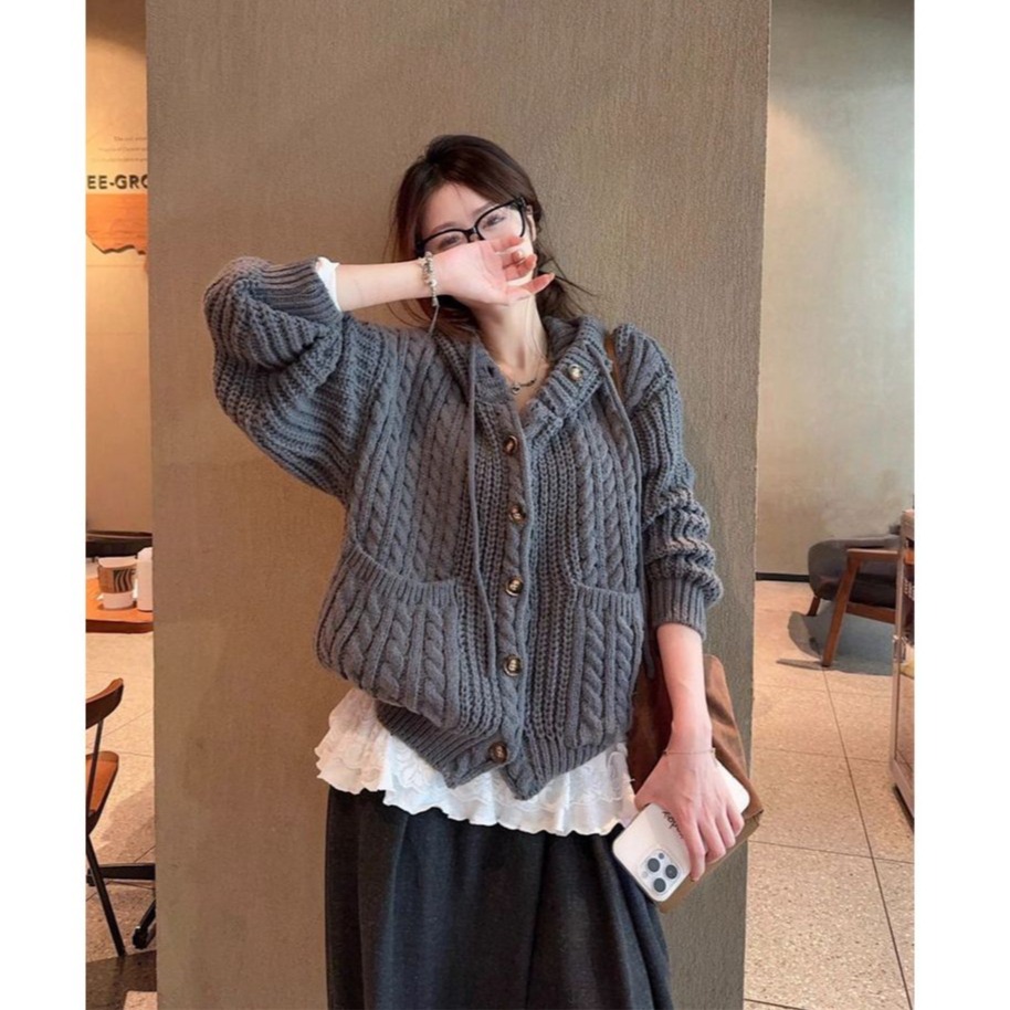 bunny_stall 🩵耐看百搭的雙口袋麻花針織連帽外套/3Colors-細節圖8