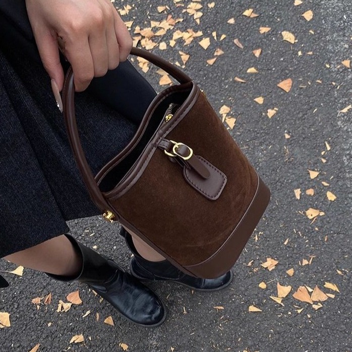 bunny_stall 首爾漫步🍂輕奢復古麂皮手提小包/水桶包/3Colors-細節圖3