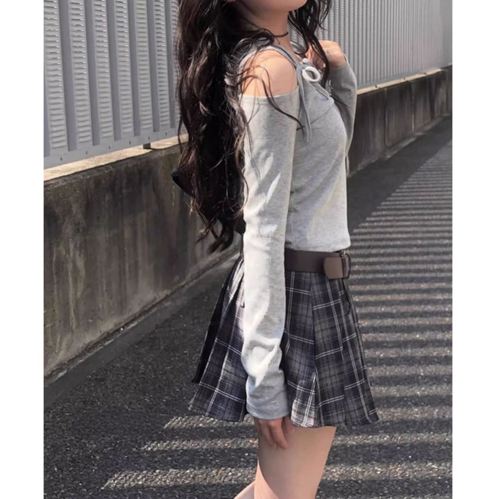 bunny_stall 灰霧悄語🩶微性感斜肩彈力針織衫+經典格紋百摺裙套裝/附皮帶/S-L-細節圖6