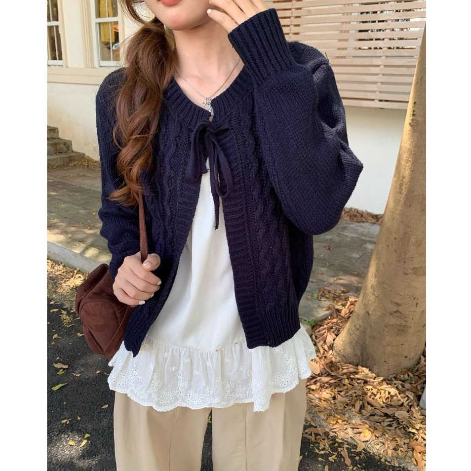 bunny_stall 溫柔的鄰家女孩❄️細緻的綁帶麻花針織罩衫/5Colors-規格圖9