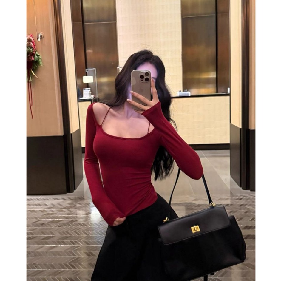 bunny_stall ♥️純慾感滿分的假兩件式彈力露肩上衣/有胸墊/3Colors-細節圖3