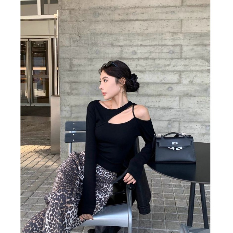 bunny_stall 露肩小心機💕修身顯瘦的經典甜辣風彈力長袖上衣/3Colors-細節圖4