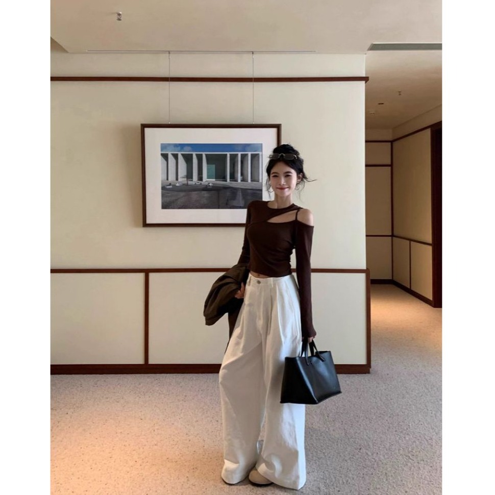 bunny_stall 露肩小心機💕修身顯瘦的經典甜辣風彈力長袖上衣/3Colors-細節圖9