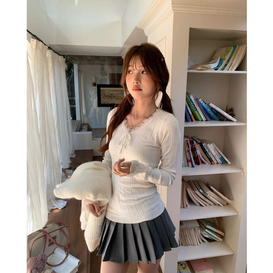 bunny_stall 暮雪私語🤍親膚柔軟的蕾絲花邊V領針織衫/S-L-細節圖3