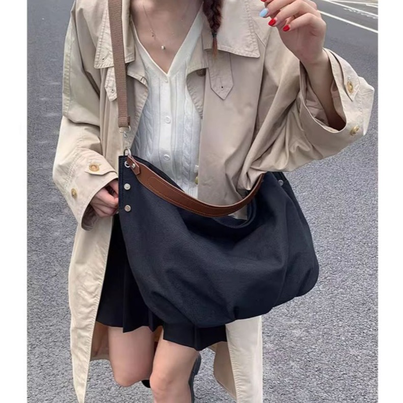 bunny_stall 日常裡不可或缺的鬆弛感大容量帆布單肩包/斜垮包-規格圖9