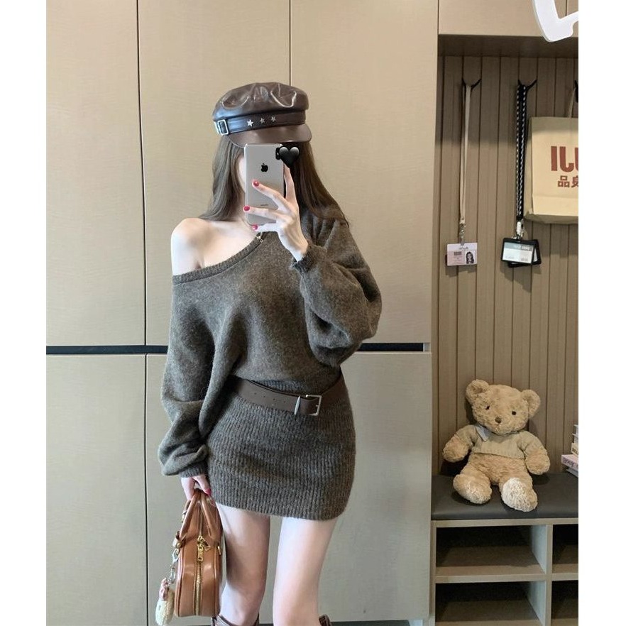 bunny_stall 厚實款✔️慵柔曲線微露肩包臀針織連身裙/附皮帶-細節圖2