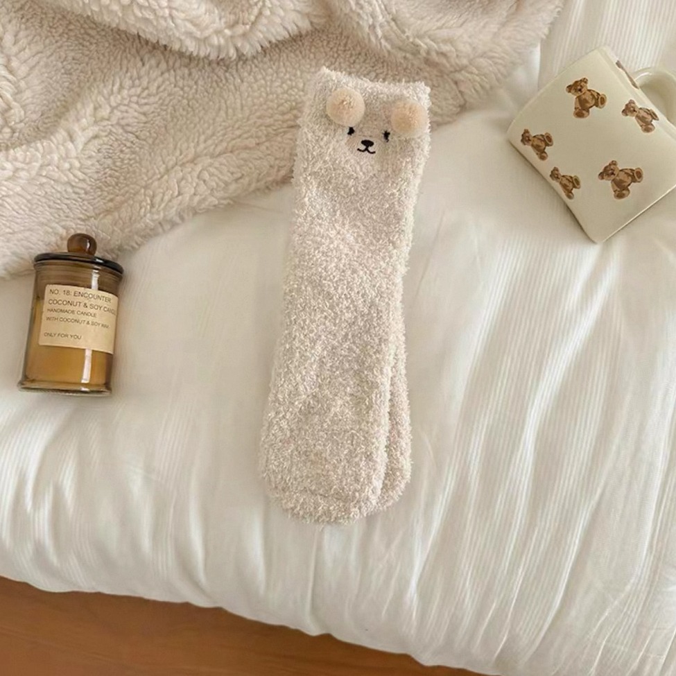 bunny_stall 🐻療癒系超Q小熊珊瑚絨保暖襪子/5Colors-規格圖3