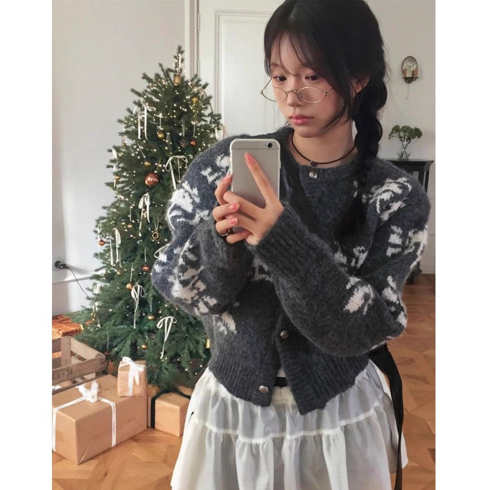 bunny_stall 💚甜美的秋冬氛圍質感復古緹花圓領針織外套-細節圖5