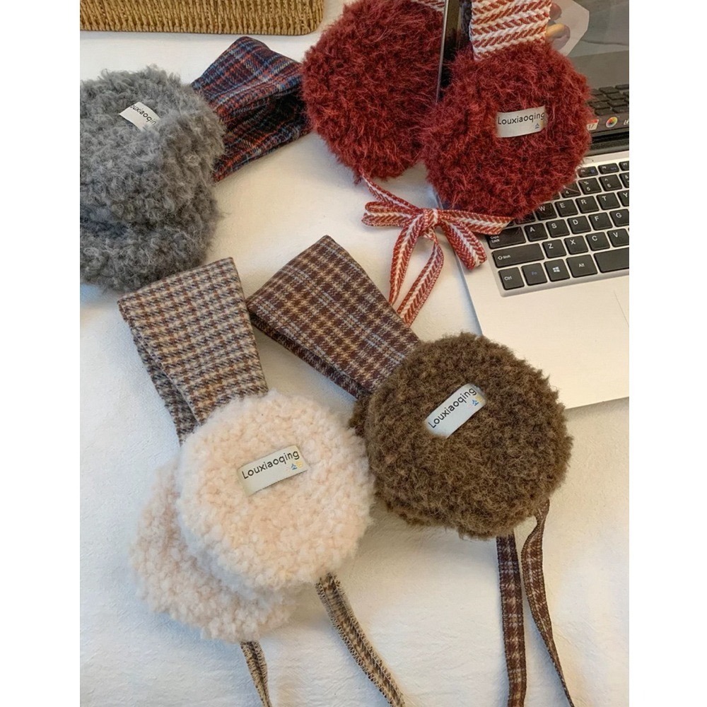 bunny_stall (現貨)秋冬拍照簡單出片🤎羊羔毛拼接格紋防風保暖綁帶耳罩-細節圖9