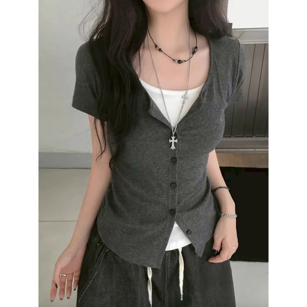 bunny_stall 我的日常穿搭🩶修身顯瘦的極簡風假兩件式針織衫/S-L-細節圖4