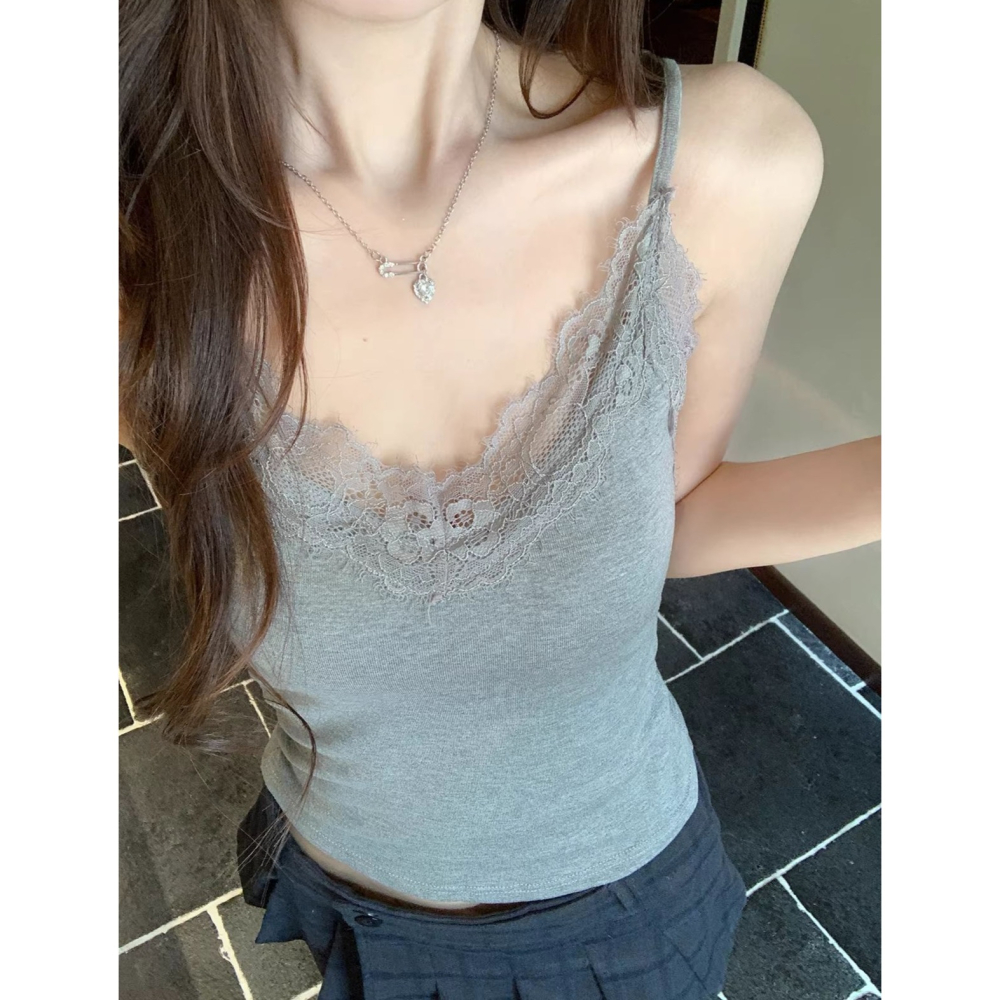 bunny_stall 舒適柔軟的蕾絲花邊V領吊帶背心/有胸墊/肩帶可調節-細節圖7
