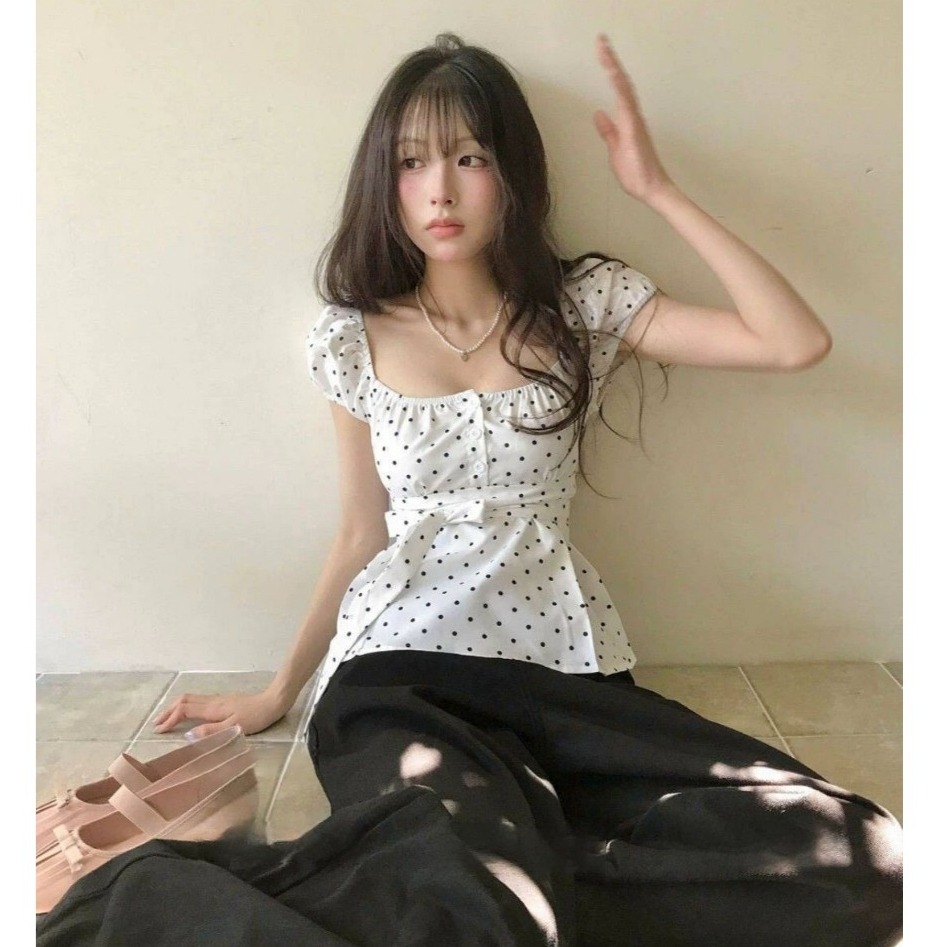 bunny_stall 法式氛圍感復古點點收腰款方領上衣/S-L-細節圖3