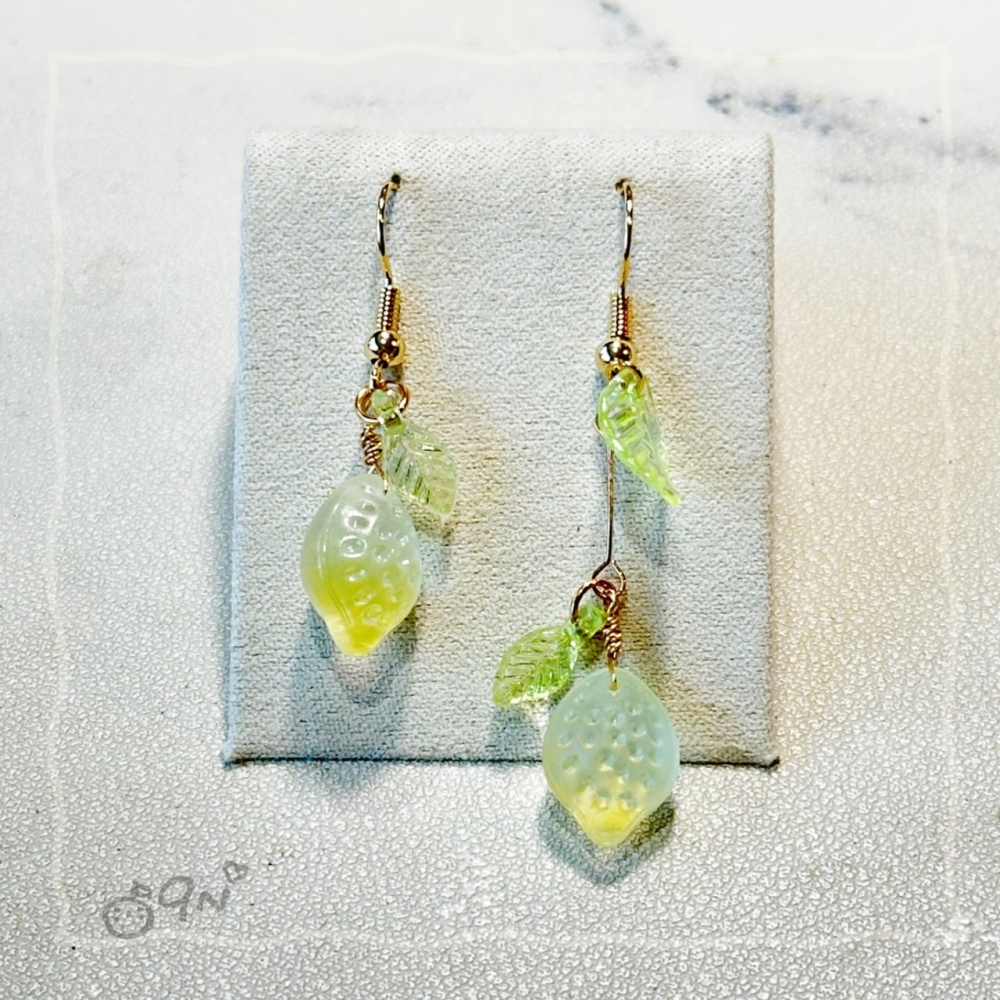 《9n手作》酸酸檸檬透明不對稱串珠耳環-細節圖6