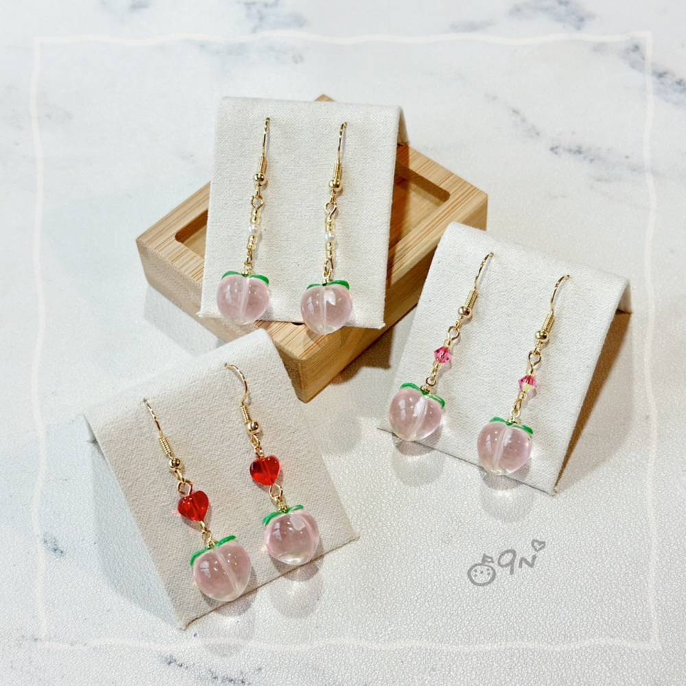 《9n手作》透明水蜜桃耳環 珍珠/桃心-細節圖2