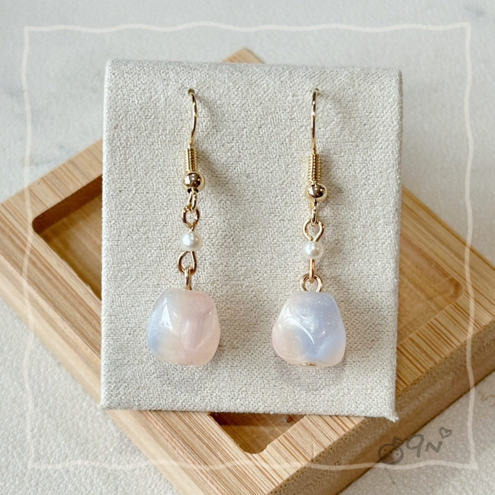 《9n手作》雙色微貓眼珍珠耳環-細節圖4