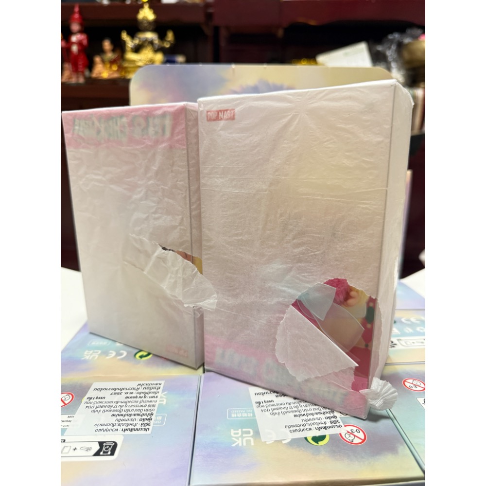 跑廟也要順便買的！👑100%官方正品 泡泡瑪特 labubu 皇后 泰國清邁popmart門市購入 拉布布-細節圖2