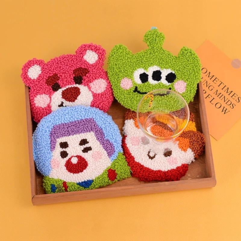 ｜材料包｜ 戳戳繡 杯墊 玩具總動員 聖誕節禮物 三眼怪 熊抱哥 胡迪 叉奇 火腿豬 巴斯光年 俄羅斯戳戳繡 手作diy-細節圖4