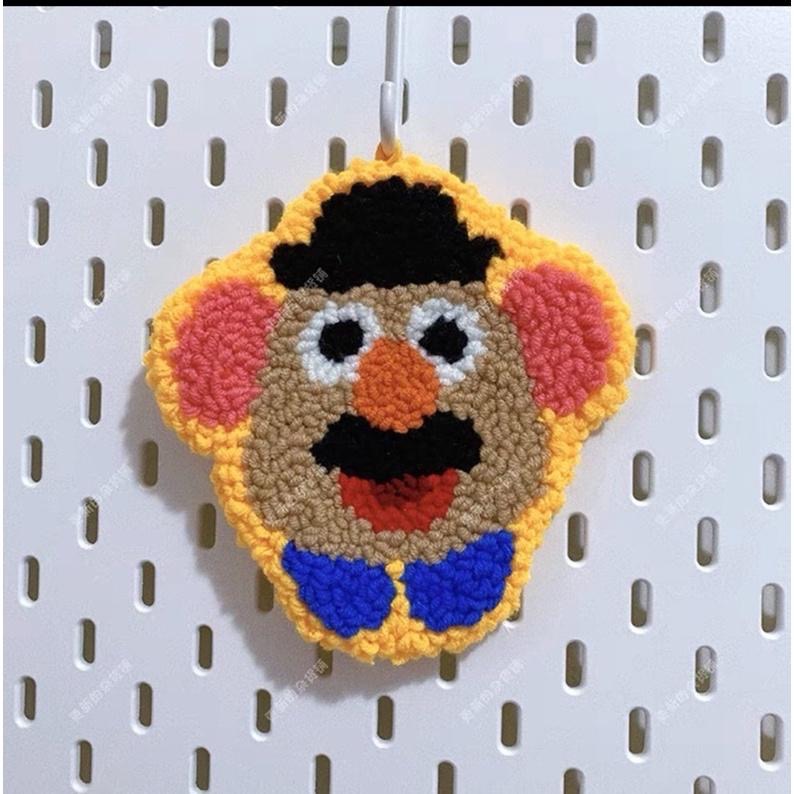 🔥|材料包｜戳戳繡 DIY材料包 聖誕節 禮物玩具總動員 三眼怪 杯墊 俄羅斯戳戳繡 叉奇-細節圖4