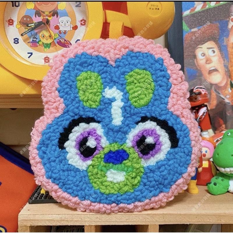 🔥|材料包｜戳戳繡 DIY材料包 聖誕節 禮物玩具總動員 三眼怪 杯墊 俄羅斯戳戳繡 叉奇-細節圖8