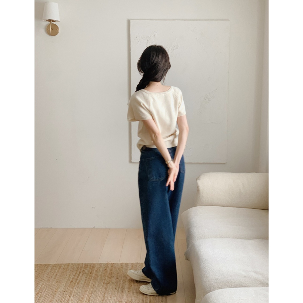 🍂 正韓製-3kg柔軟修身短袖上衣 knit （ slowand 自訂款 ） 針織 毛衣 換季 V領尺寸：Free,平-細節圖4