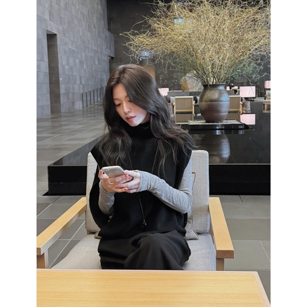 全羊毛針織背心 (Wool 100%) knit vest 2色 ( slowand 自訂款 ) 無袖 外搭 馬甲 毛衣-細節圖4