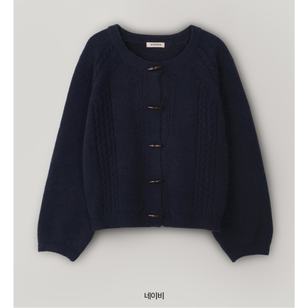 無羊毛 不刺膚🌙 細緻獨特牛角扣針織外套 cardigan 2色 모이아 잔잔유니크 토글가디건-規格圖11