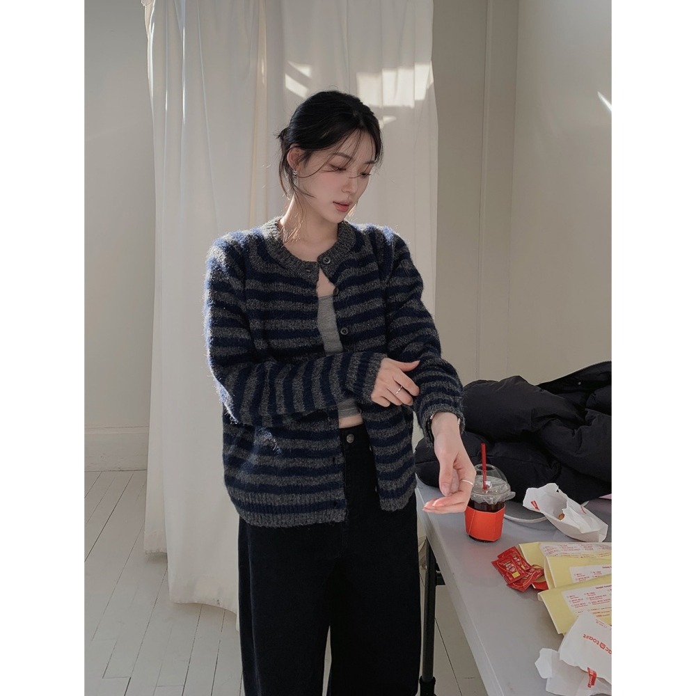 同色系條紋厚針織外套 cardigan 2色 / 치코 톤온톤 스트라이프 도톰가디건-細節圖2
