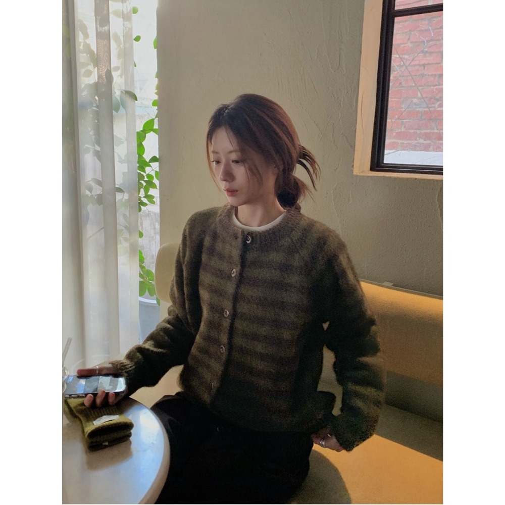 同色系條紋厚針織外套 cardigan 2色 / 치코 톤온톤 스트라이프 도톰가디건-細節圖8