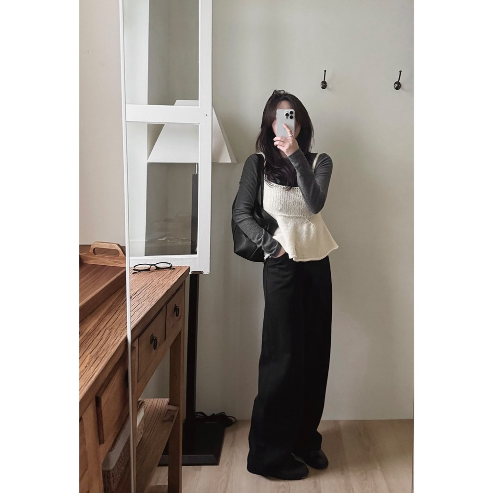 粗勾針織感細肩帶針織背心 sleeveless 2色 / 아브 플레어 니트 뷔스티에-細節圖3