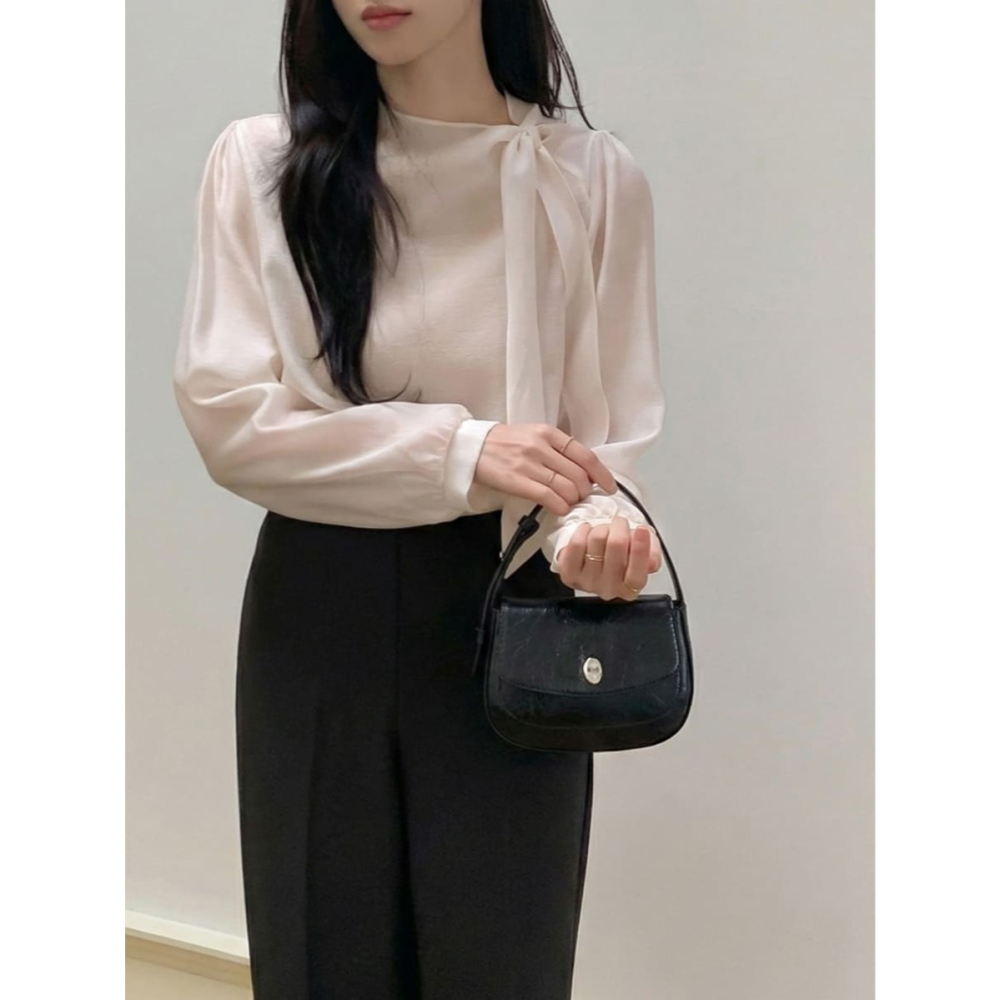 正韓製絲綢感飄逸綁帶襯衫 blouse / cherrykoko 로에린 타이 블라우스-細節圖8