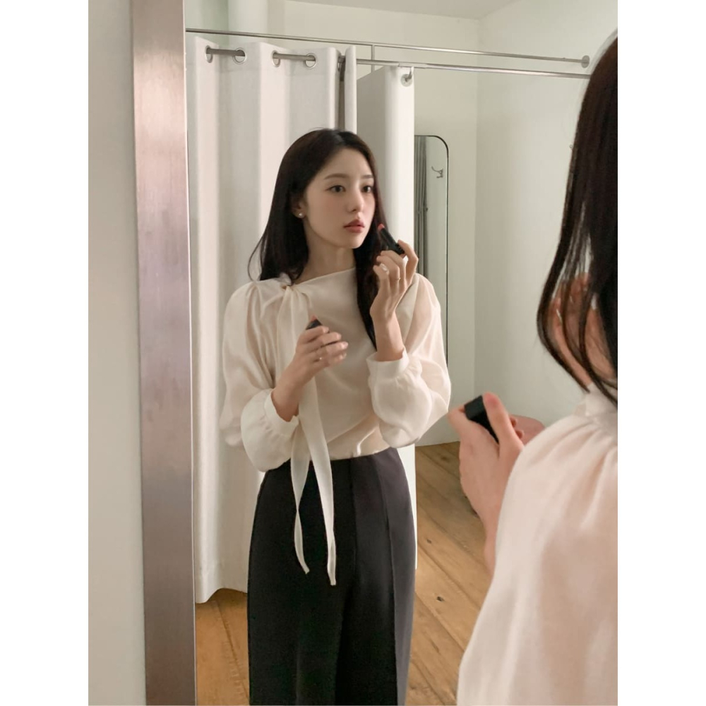 正韓製絲綢感飄逸綁帶襯衫 blouse / cherrykoko 로에린 타이 블라우스-細節圖11